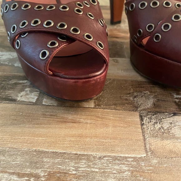 Alaia Eyelet Slingback Heels - Picture 8 of 12